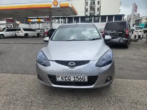Mazda Demio 2016 Silver