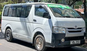 Toyota HiAce 2015 White