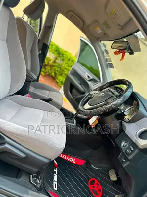Toyota Axio 2013 Silver