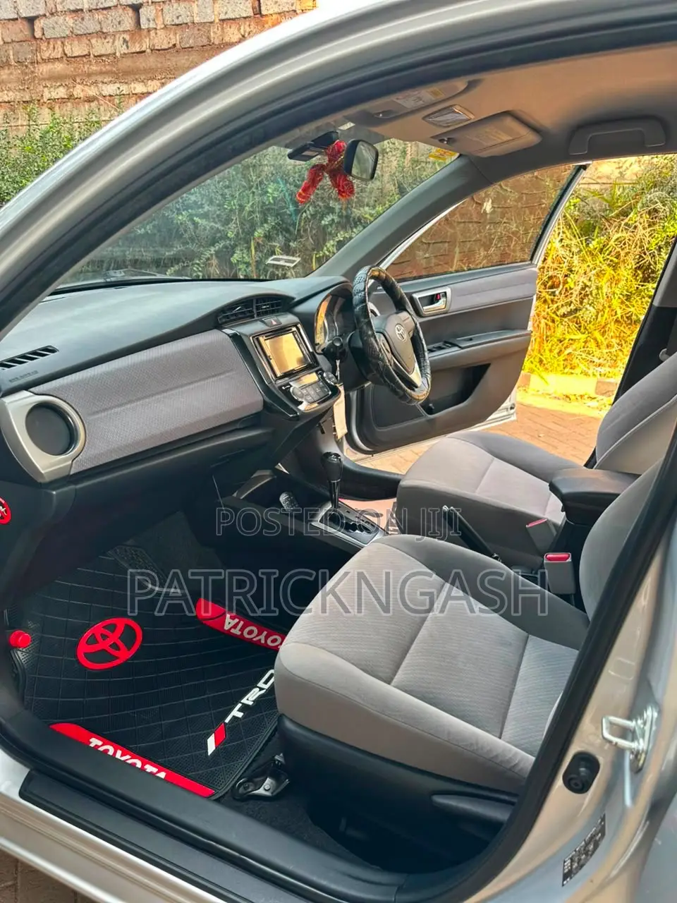 Toyota Axio 2013 Silver