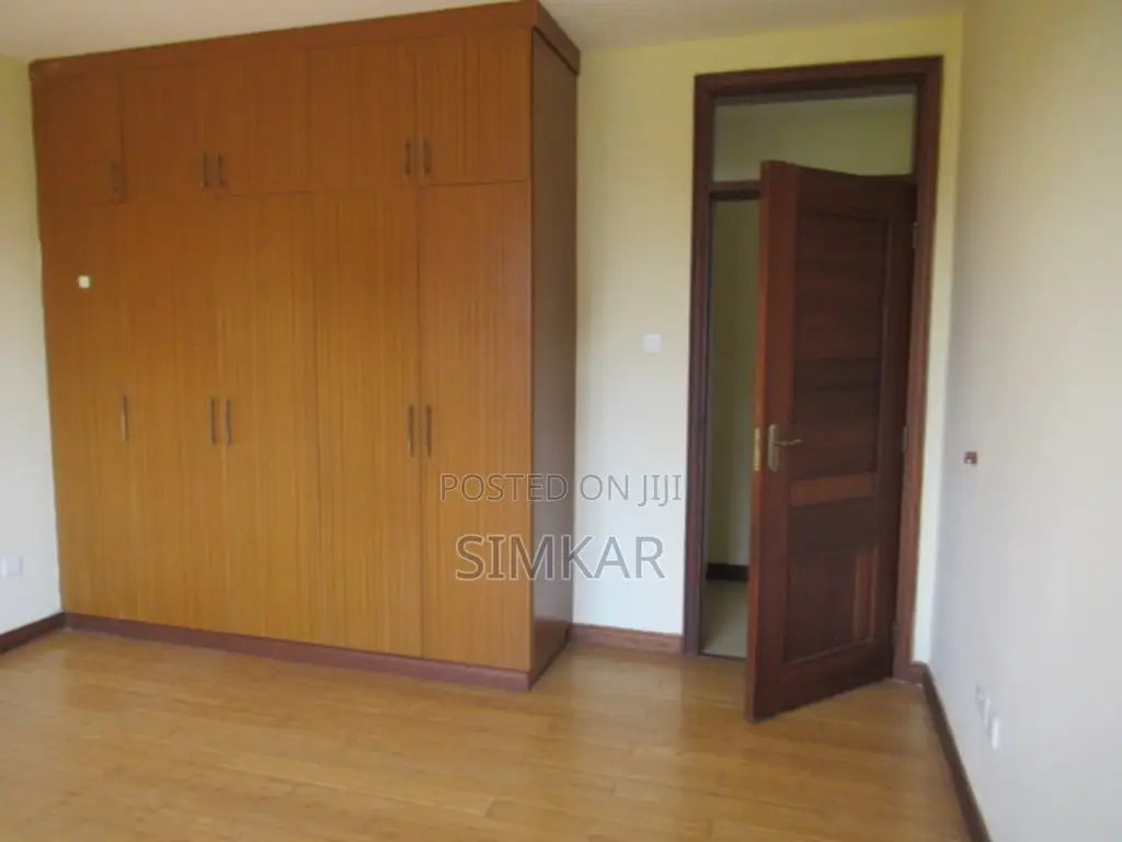 3bdrm Apartment in Riverside Drive for rent