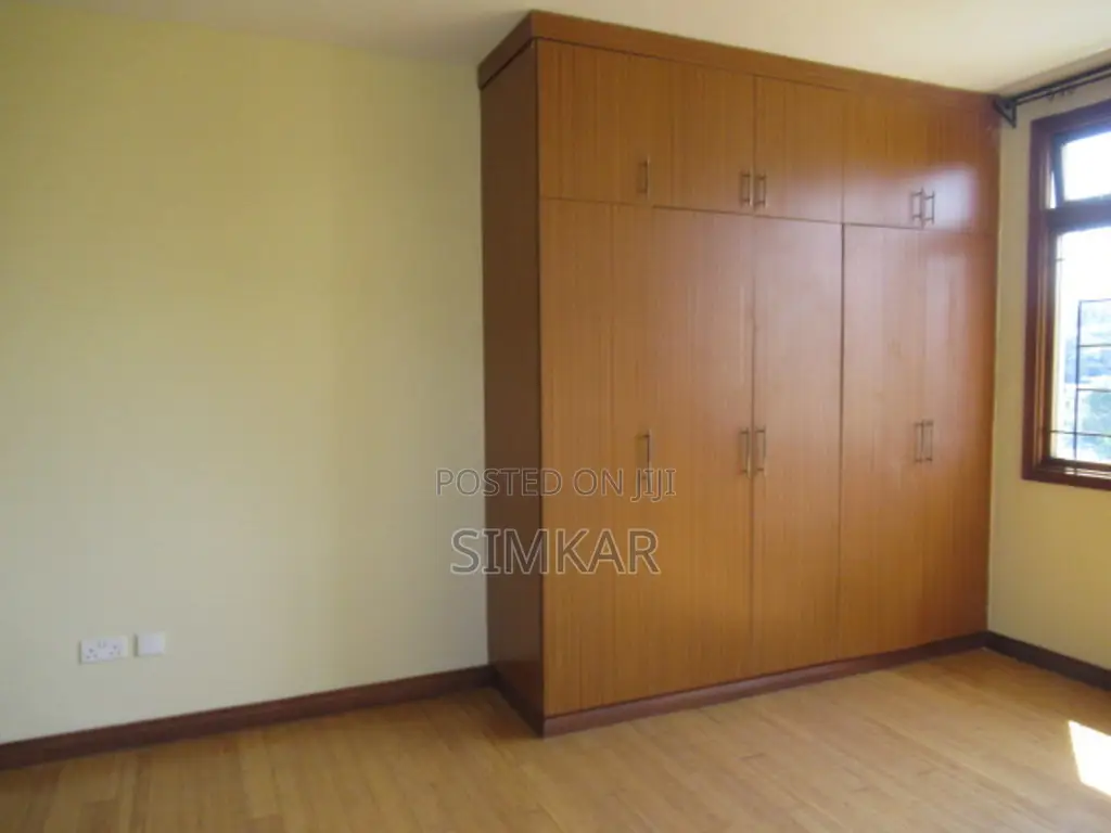 3bdrm Apartment in Riverside Drive for rent