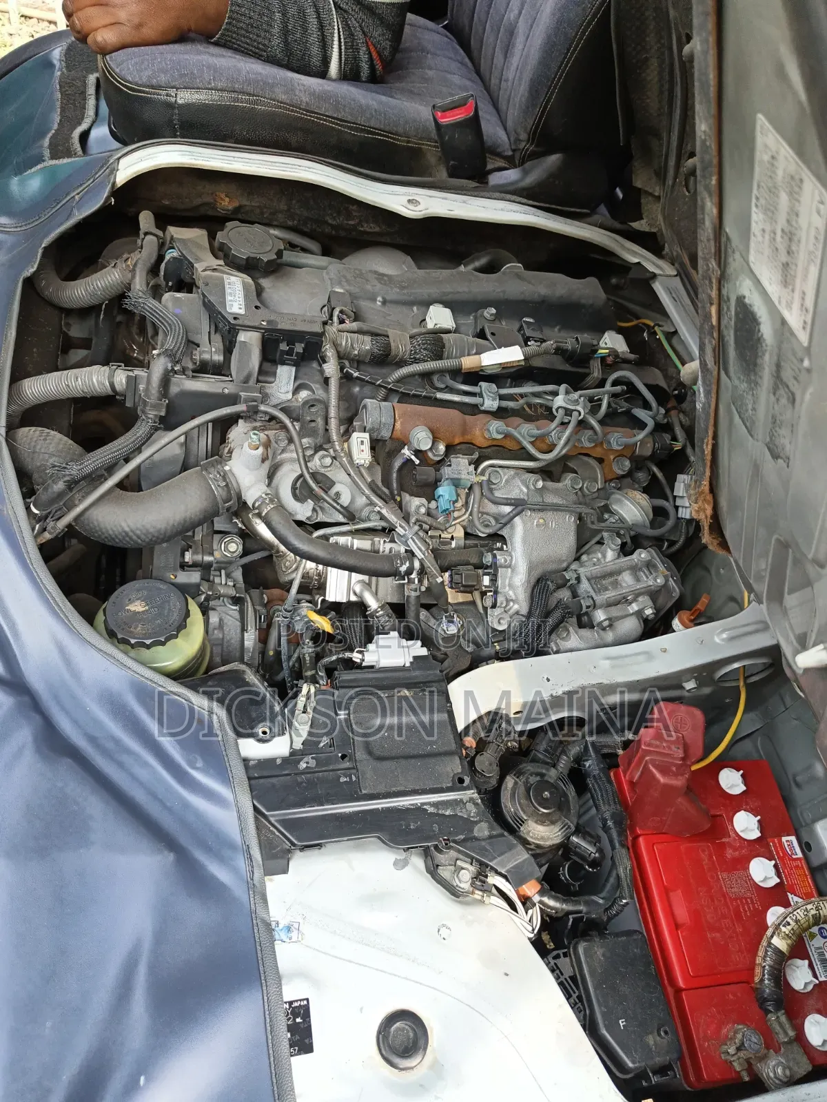 Toyota HiAce 2015 Beige