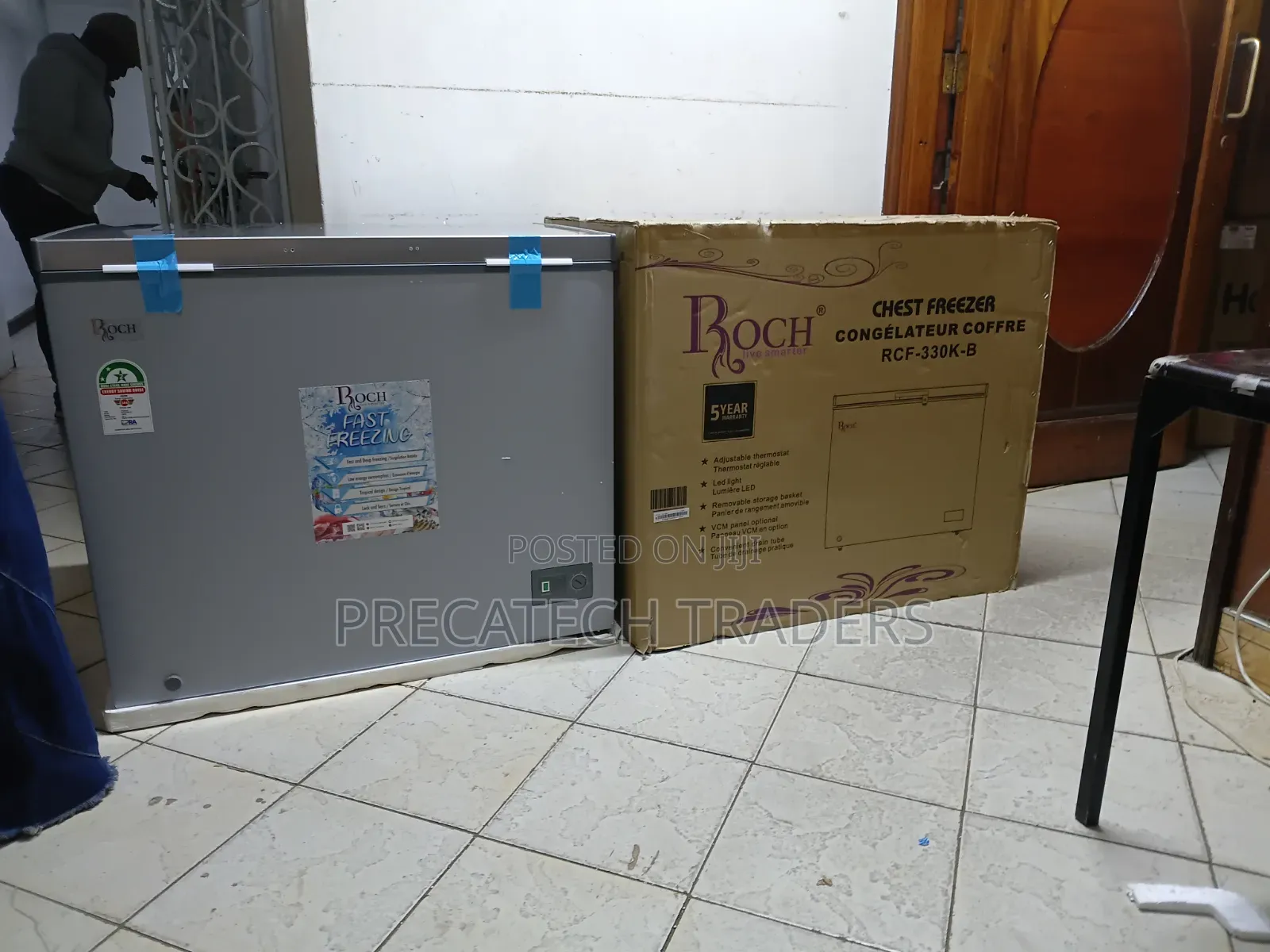 Roch 251L Energy Saving Deep Freezer