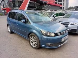 Volkswagen Touran 2014 Blue