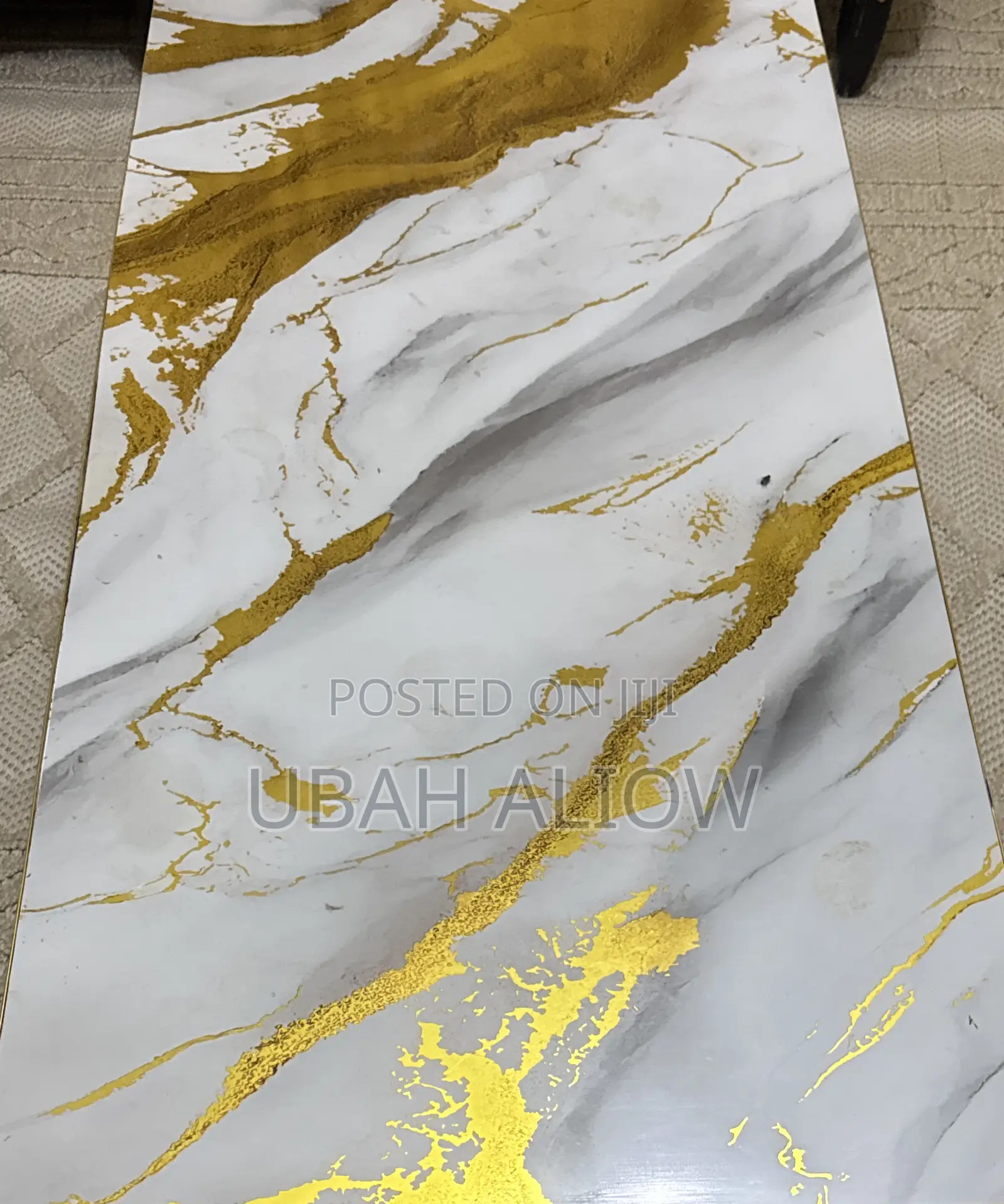 Modern Coffee Table Features a White Marble