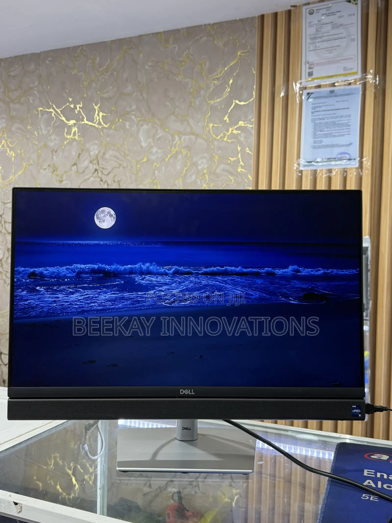 Dell OptiPlex 7000 7410 All-in-One 8GB Intel Core i5 SSD 512GB