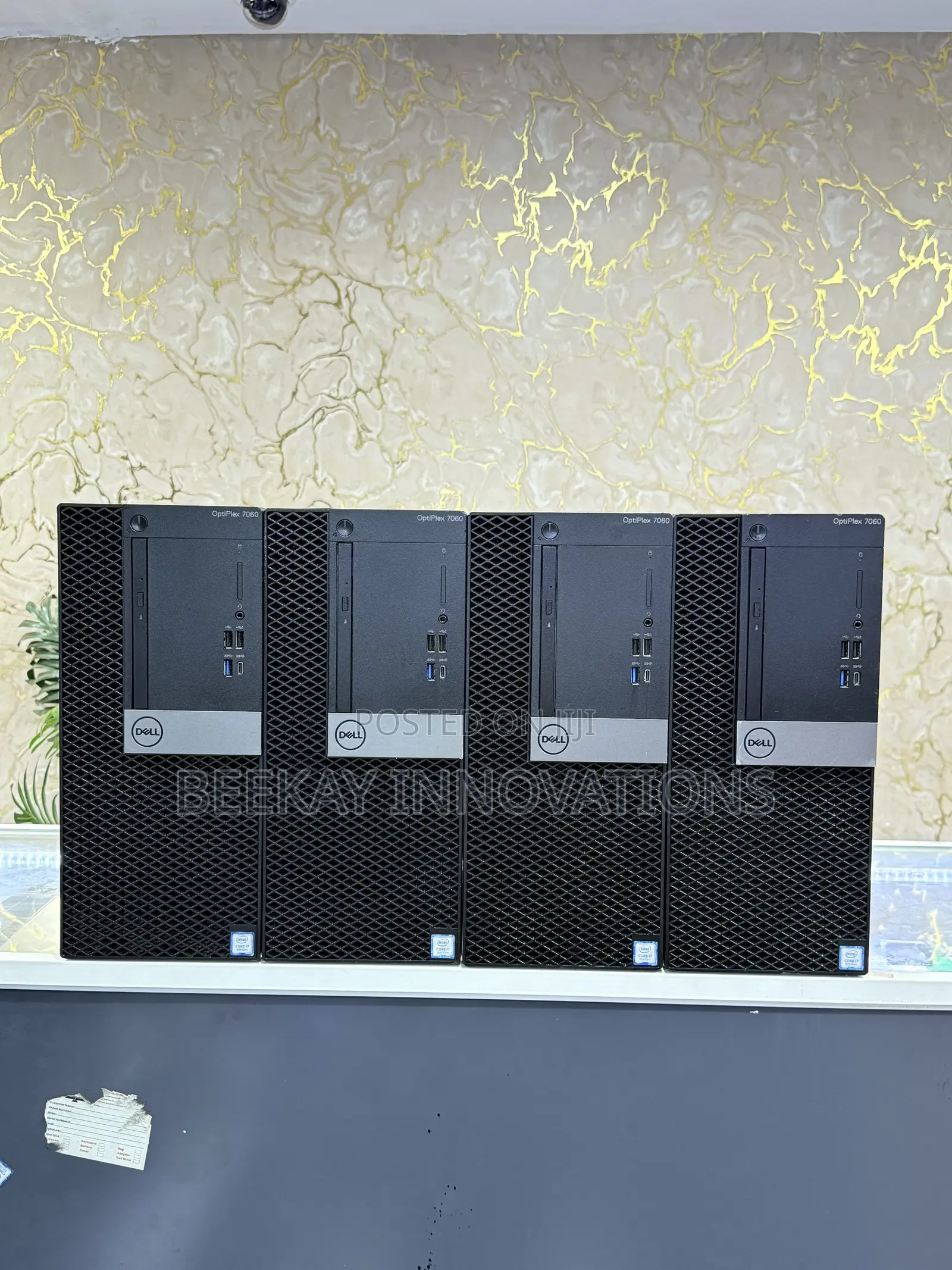 Desktop Computer Dell OptiPlex 7060 8GB Intel Core i7 SSD 256GB