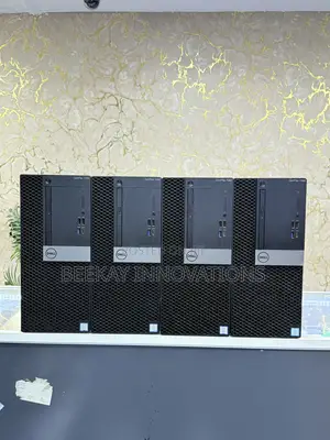 Desktop Computer Dell OptiPlex 7060 8GB Intel Core i7 SSD 256GB