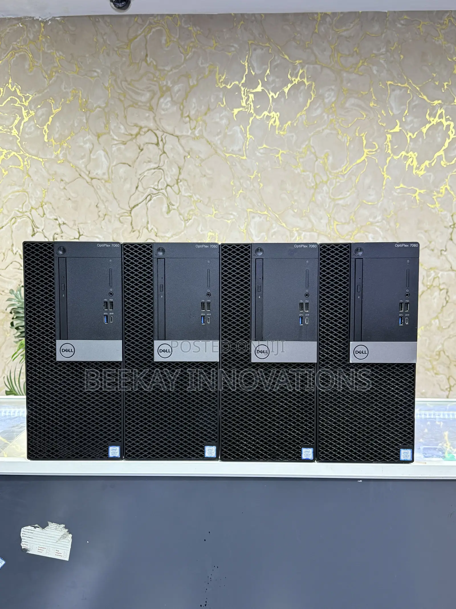 Desktop Computer Dell OptiPlex 7060 8GB Intel Core i7 SSD 256GB
