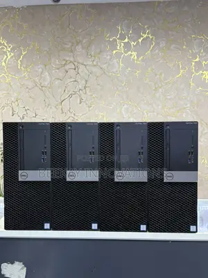 Desktop Computer Dell OptiPlex 7060 8GB Intel Core i7 SSD 256GB
