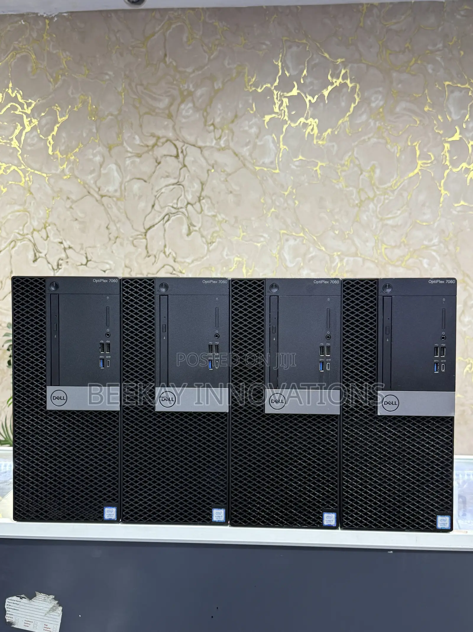 Desktop Computer Dell OptiPlex 7060 8GB Intel Core i7 SSD 256GB