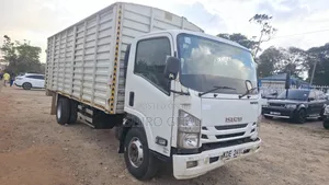 Isuzu NQR Local