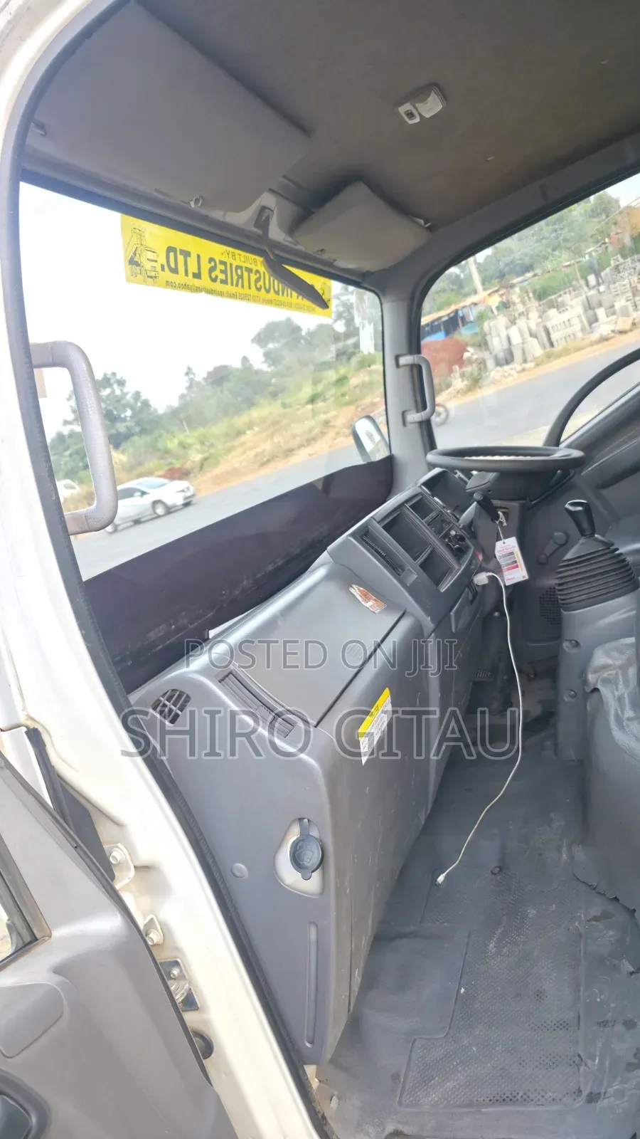 Isuzu NQR Local