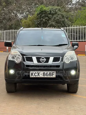 Nissan X-Trail 2012 Black