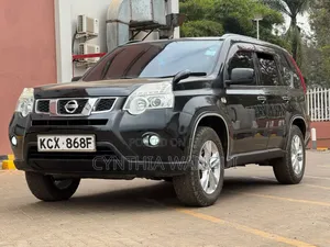 Nissan X-Trail 2012 Black