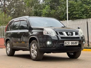Nissan X-Trail 2012 Black