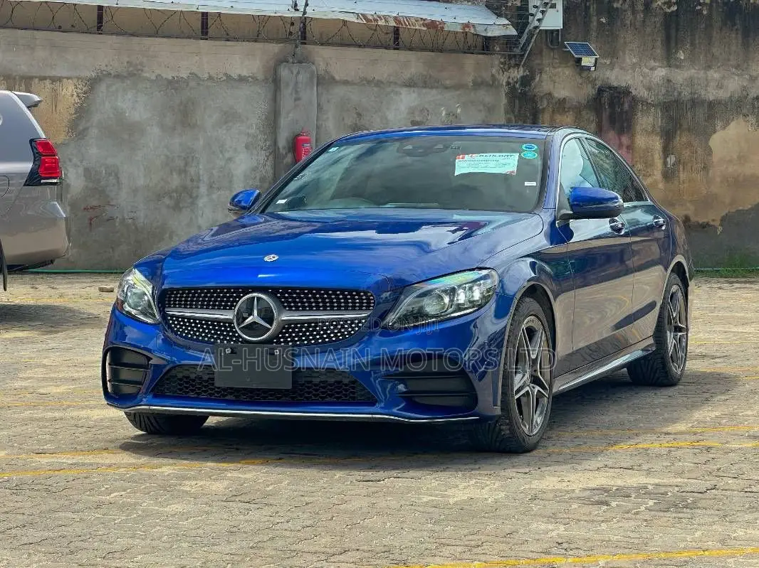 Mercedes-Benz C200 2019 Blue