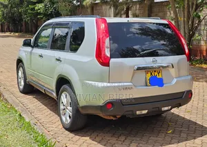 Nissan X-Trail 2013 Silver