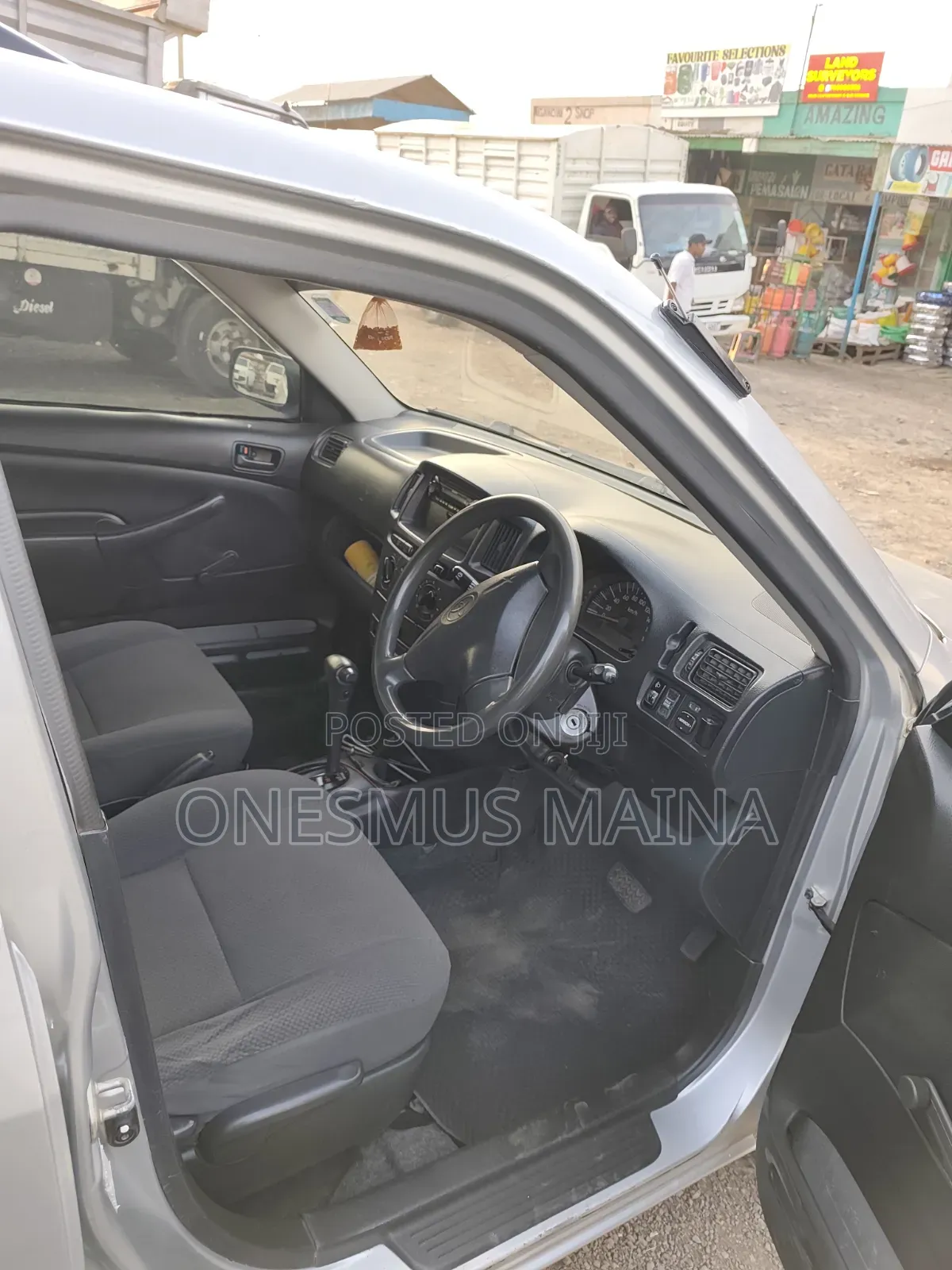 Toyota Succeed SV Premium 2014 Silver