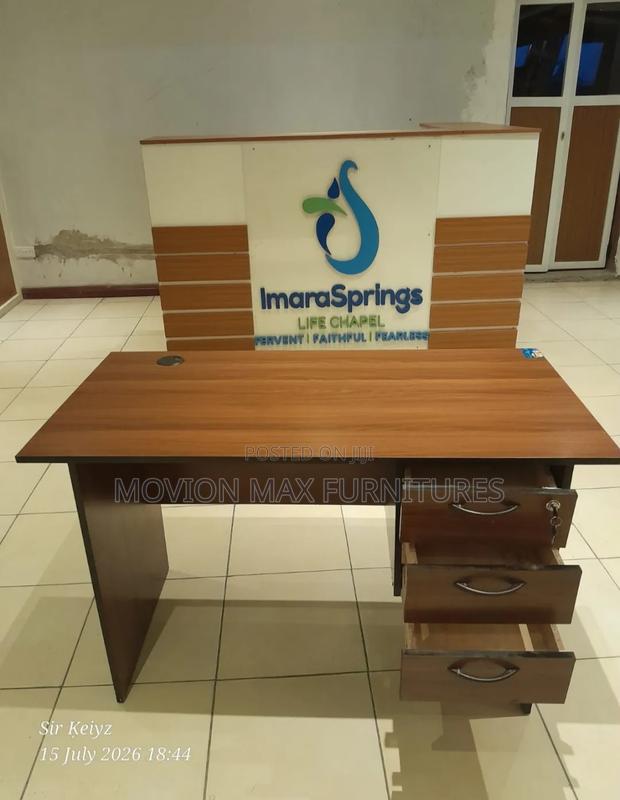 Indoor Office Table - thumbnail 2