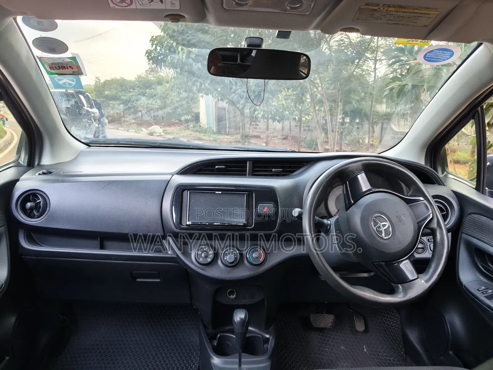 Toyota Vitz 2017 Black
