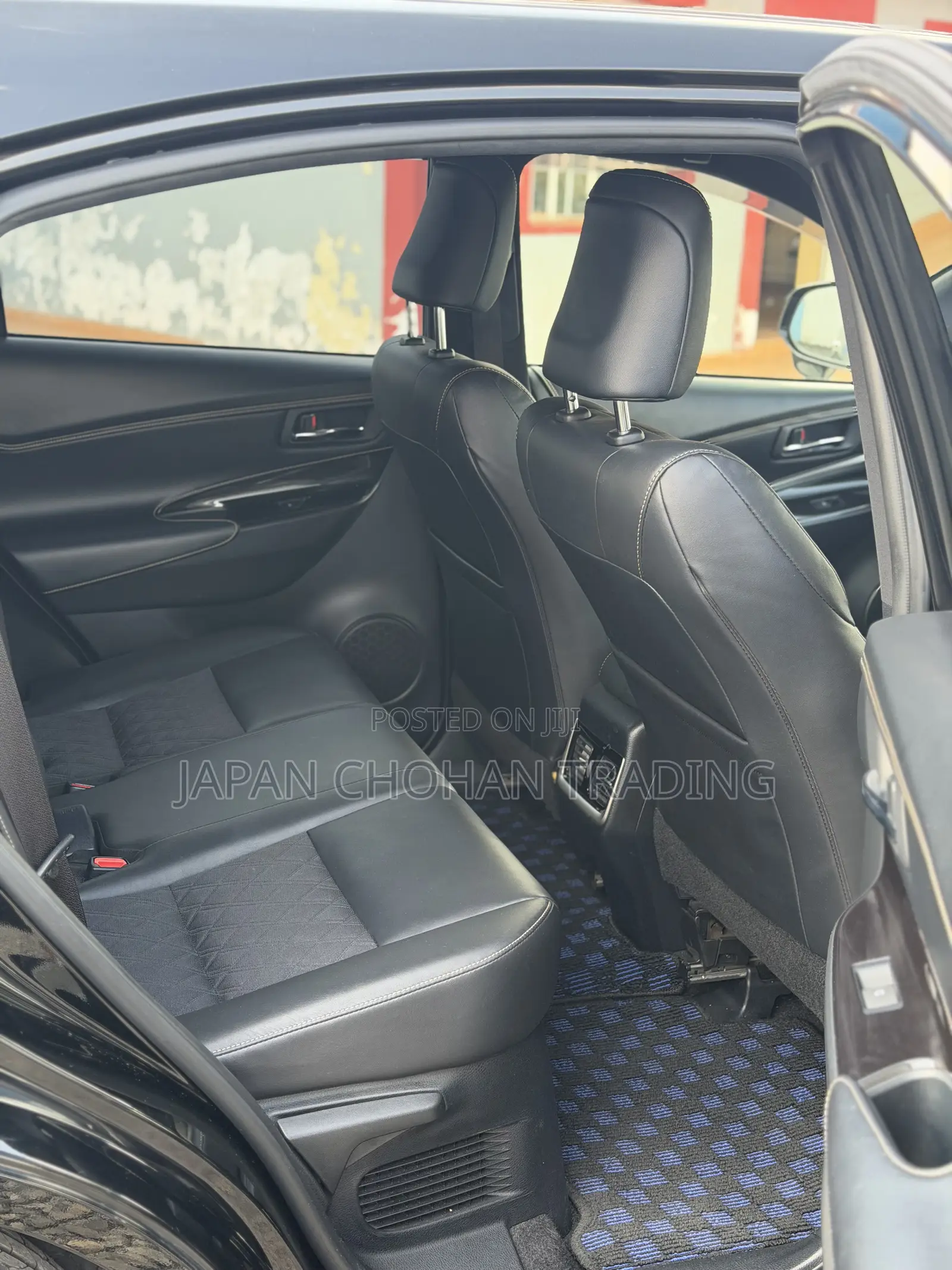 Toyota Harrier 2.0 2019 Black