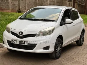 Toyota Vitz 2011 White
