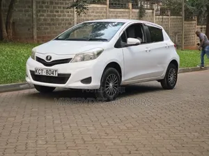 Toyota Vitz 2011 White