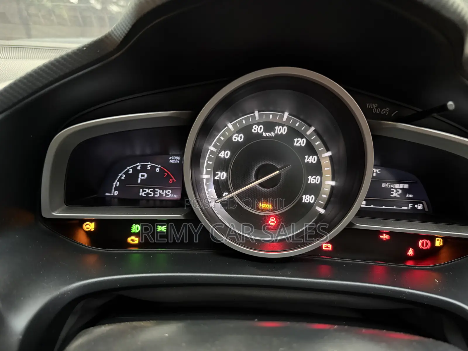 Mazda Axela SV Premium 2014 Red