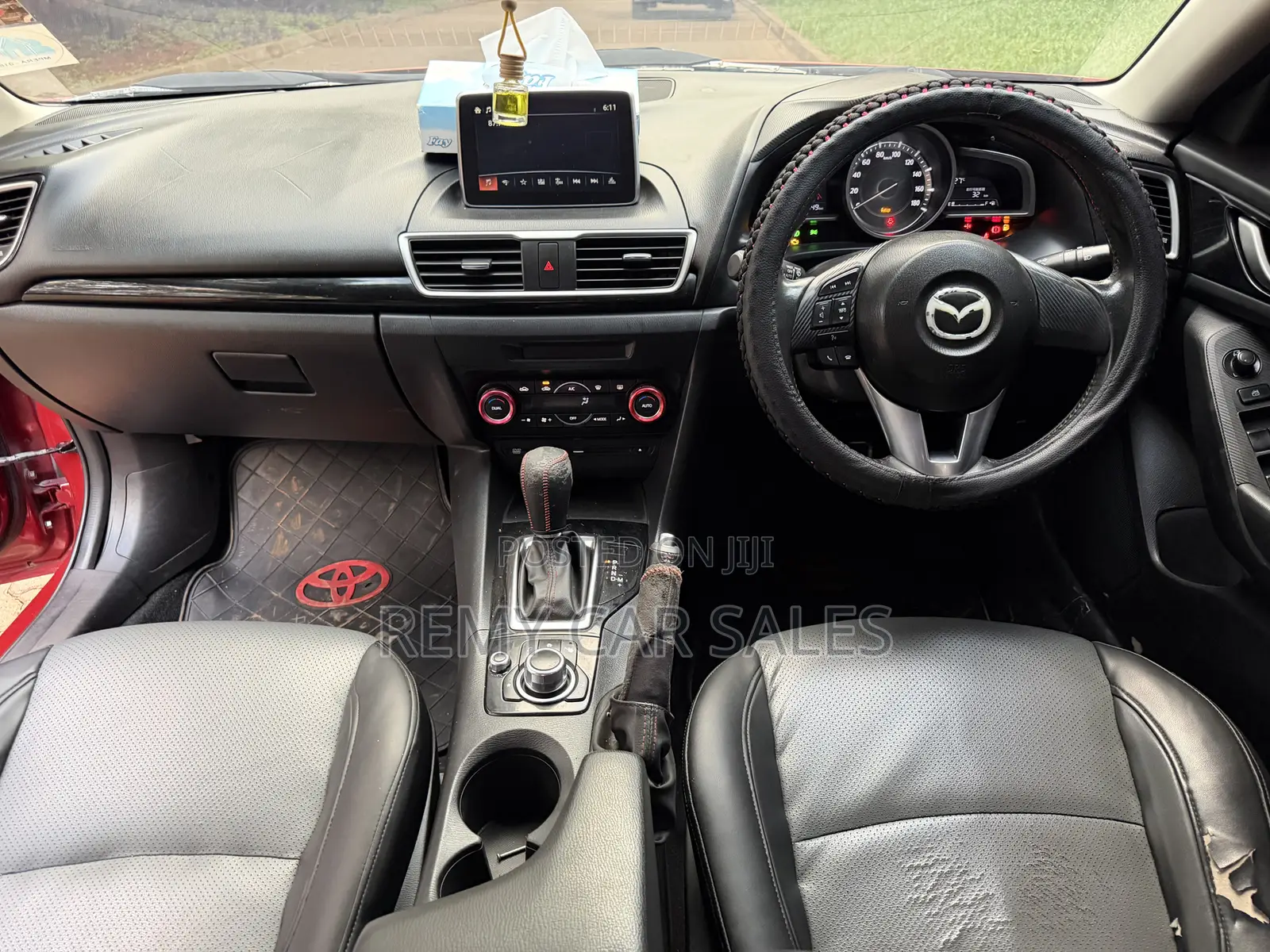 Mazda Axela SV Premium 2014 Red