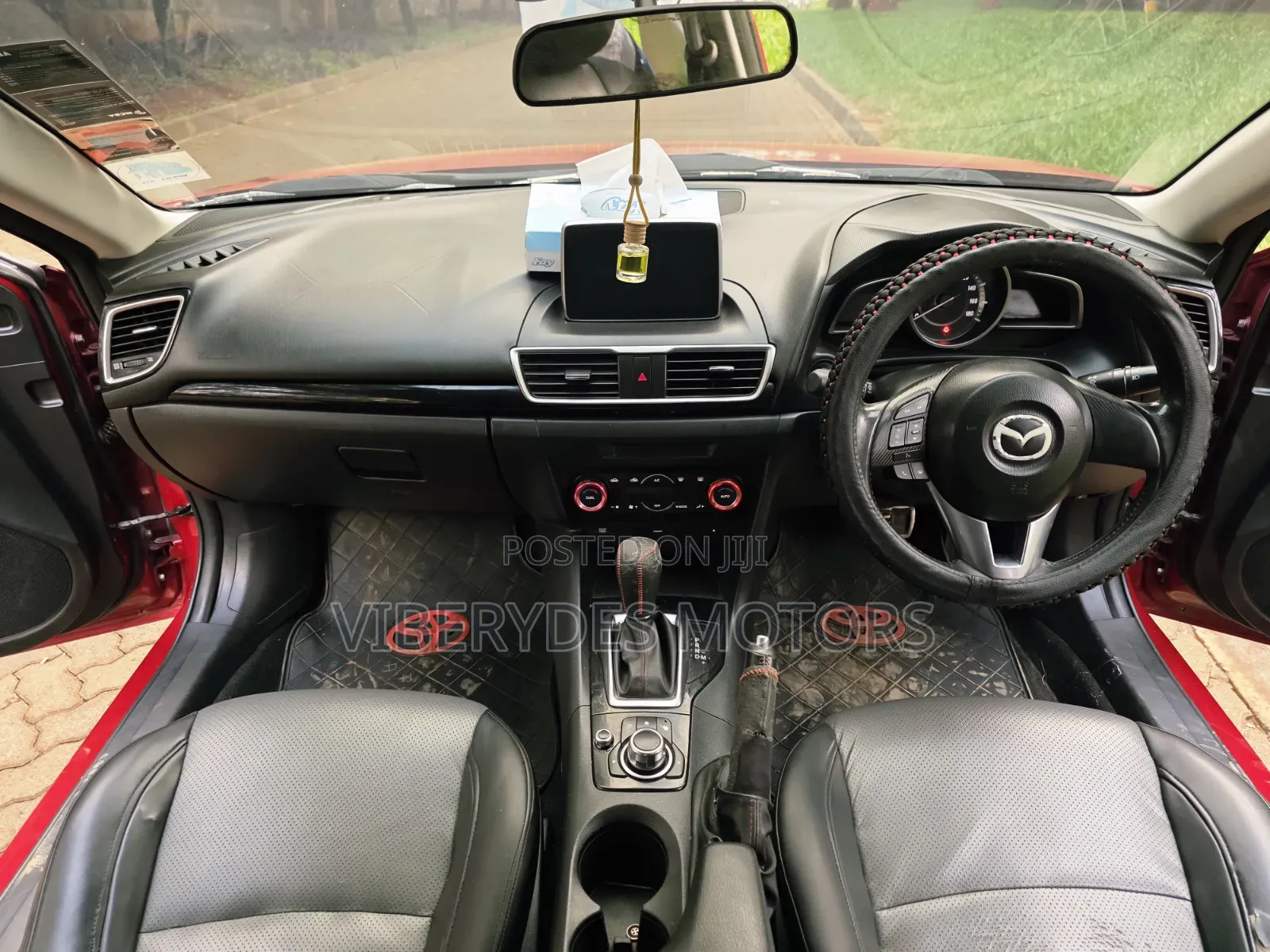 Mazda Axela SV Premium 2014 Red