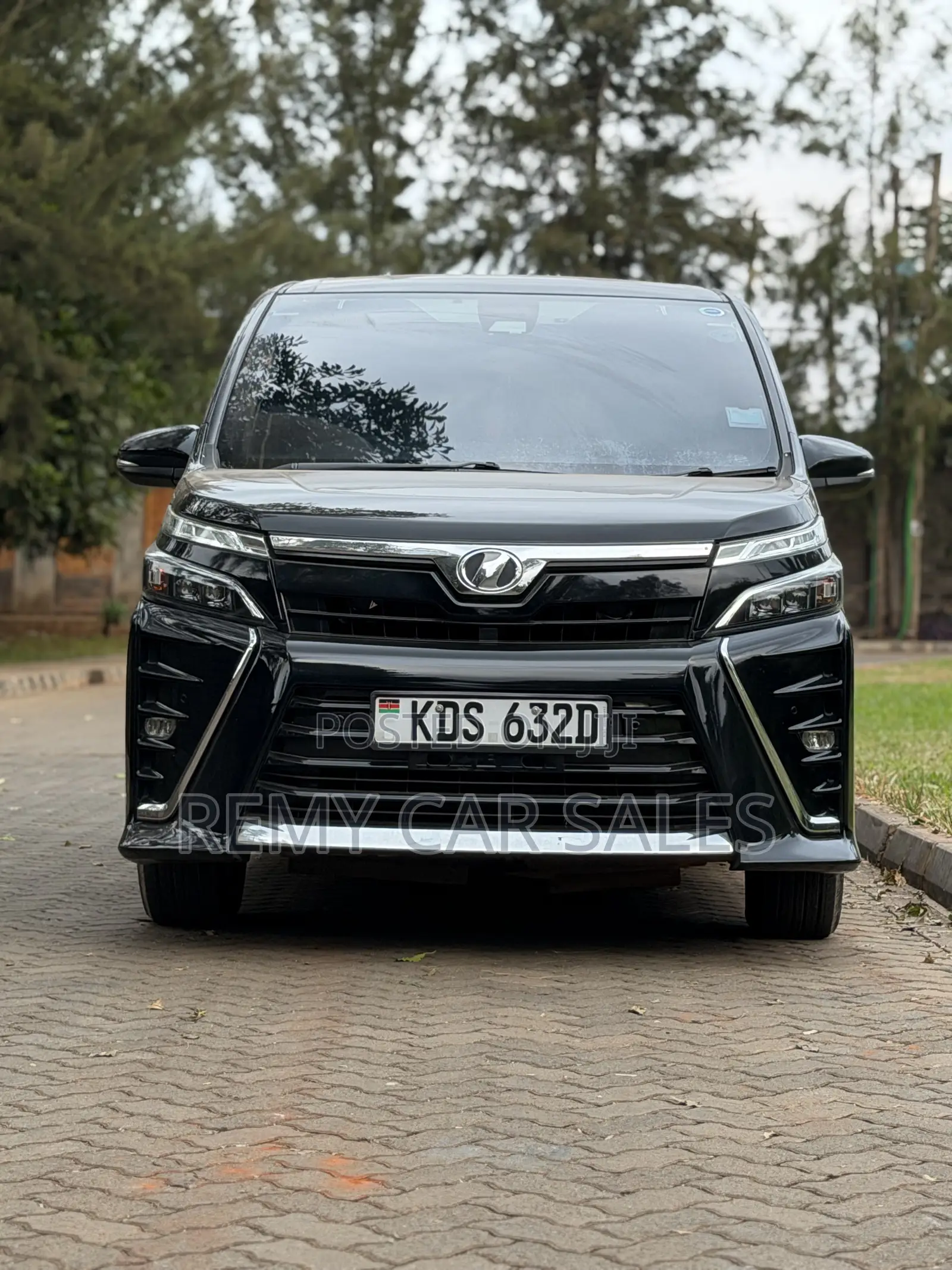Toyota Voxy 2017 Black