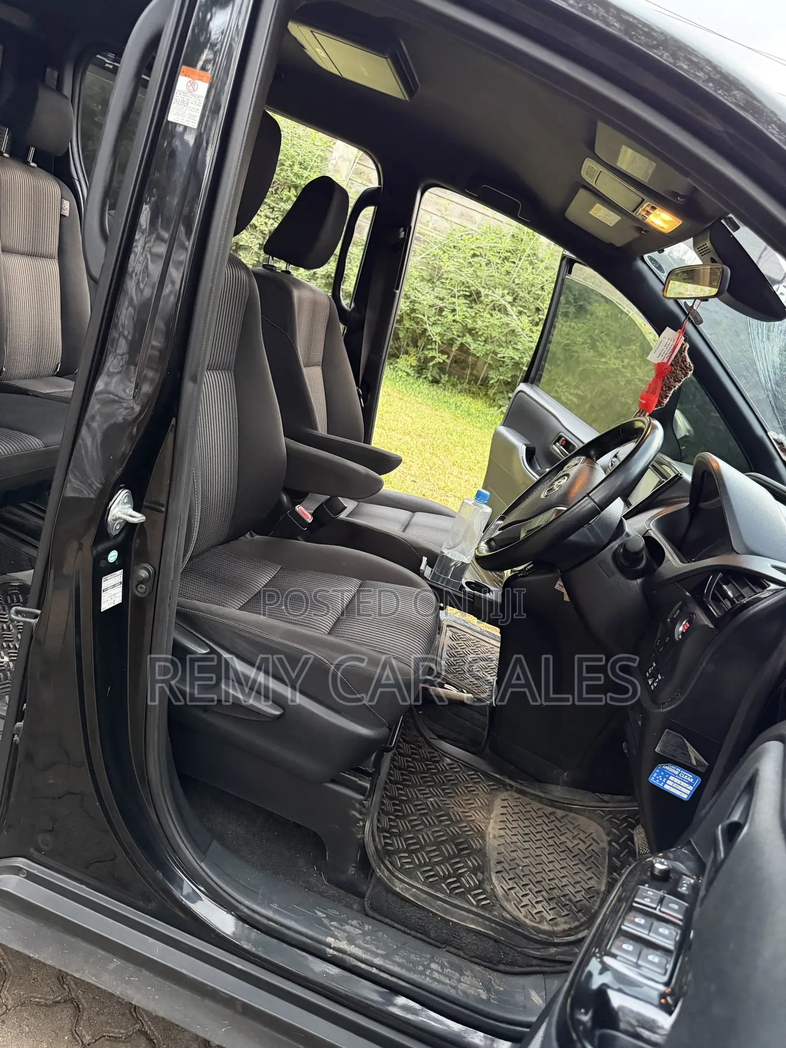 Toyota Voxy 2017 Black