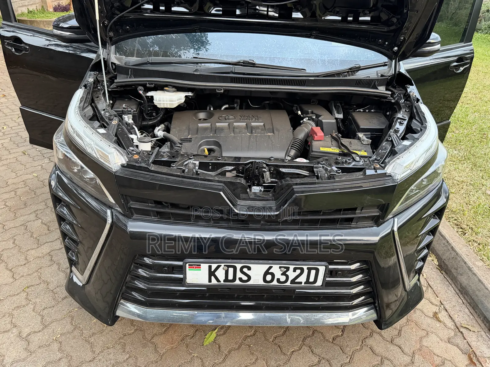 Toyota Voxy 2017 Black