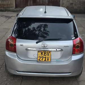 Toyota Corolla RunX 2006 Silver