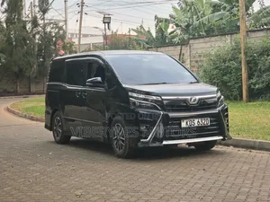 Toyota Voxy 2017 Black