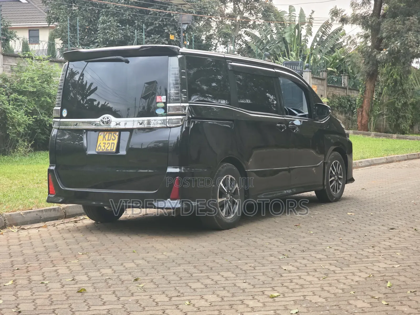 Toyota Voxy 2017 Black