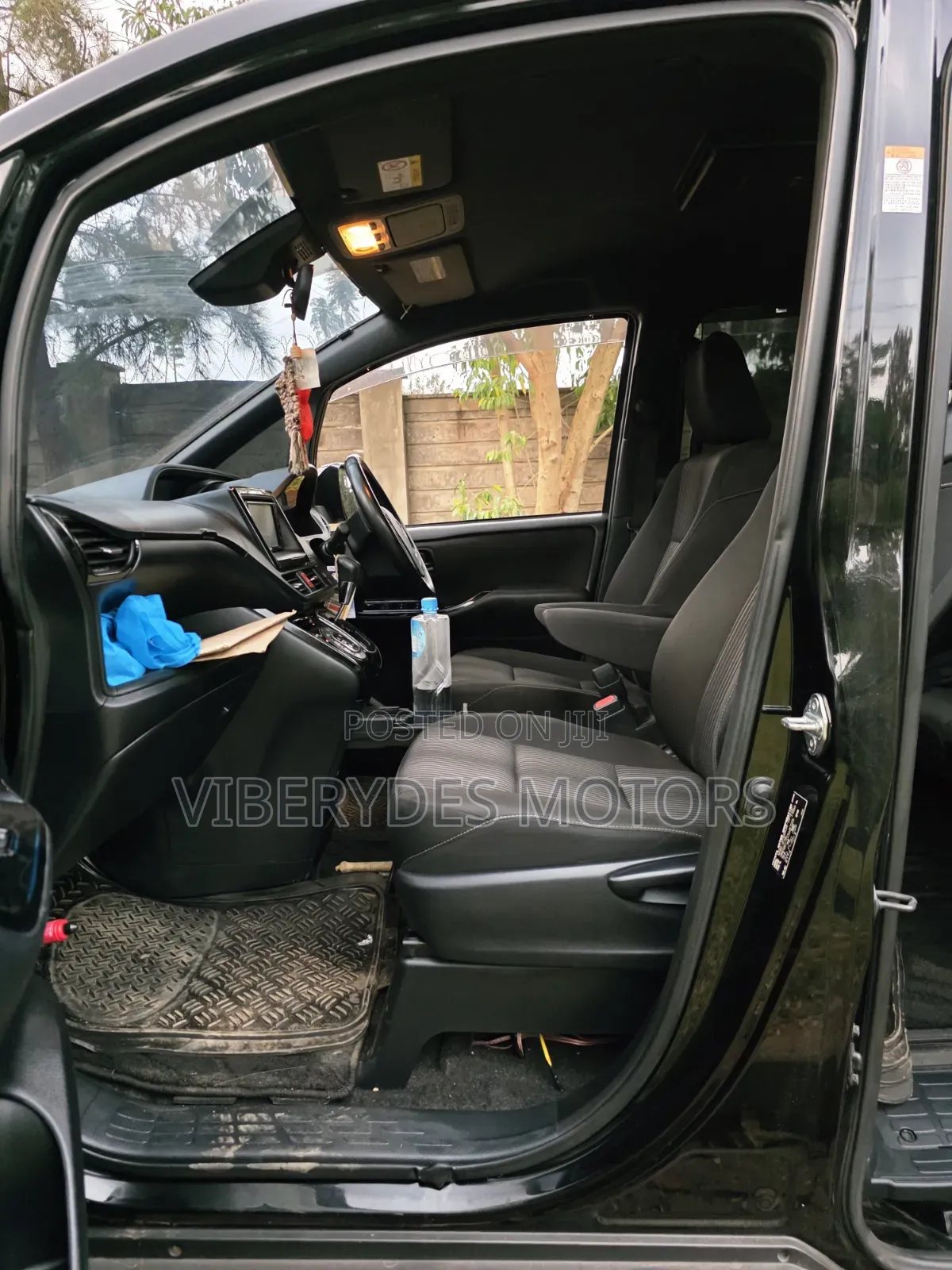 Toyota Voxy 2017 Black