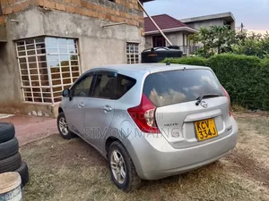 Nissan Note 2010 Silver