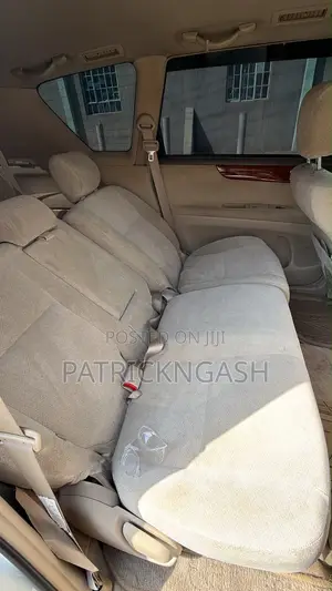 Toyota Ipsum 2009 White