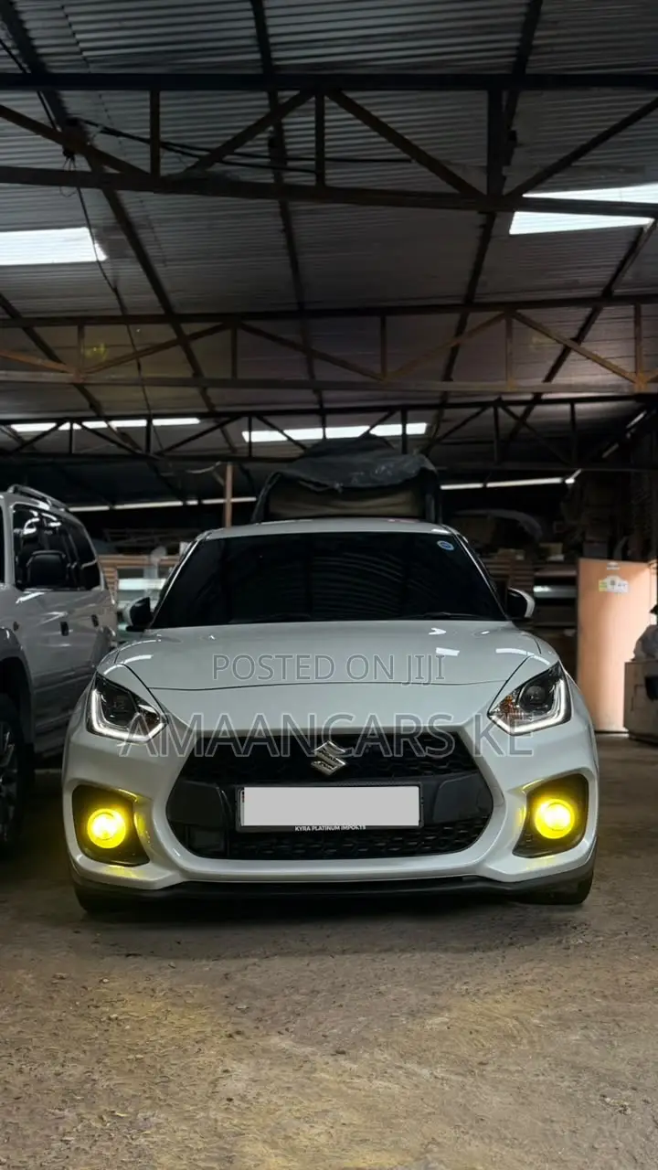 Suzuki Swift Sport 2019 White