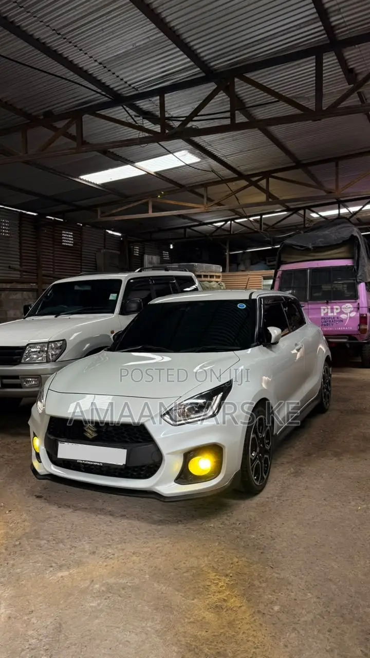 Suzuki Swift Sport 2019 White