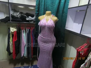 Davshi Collection