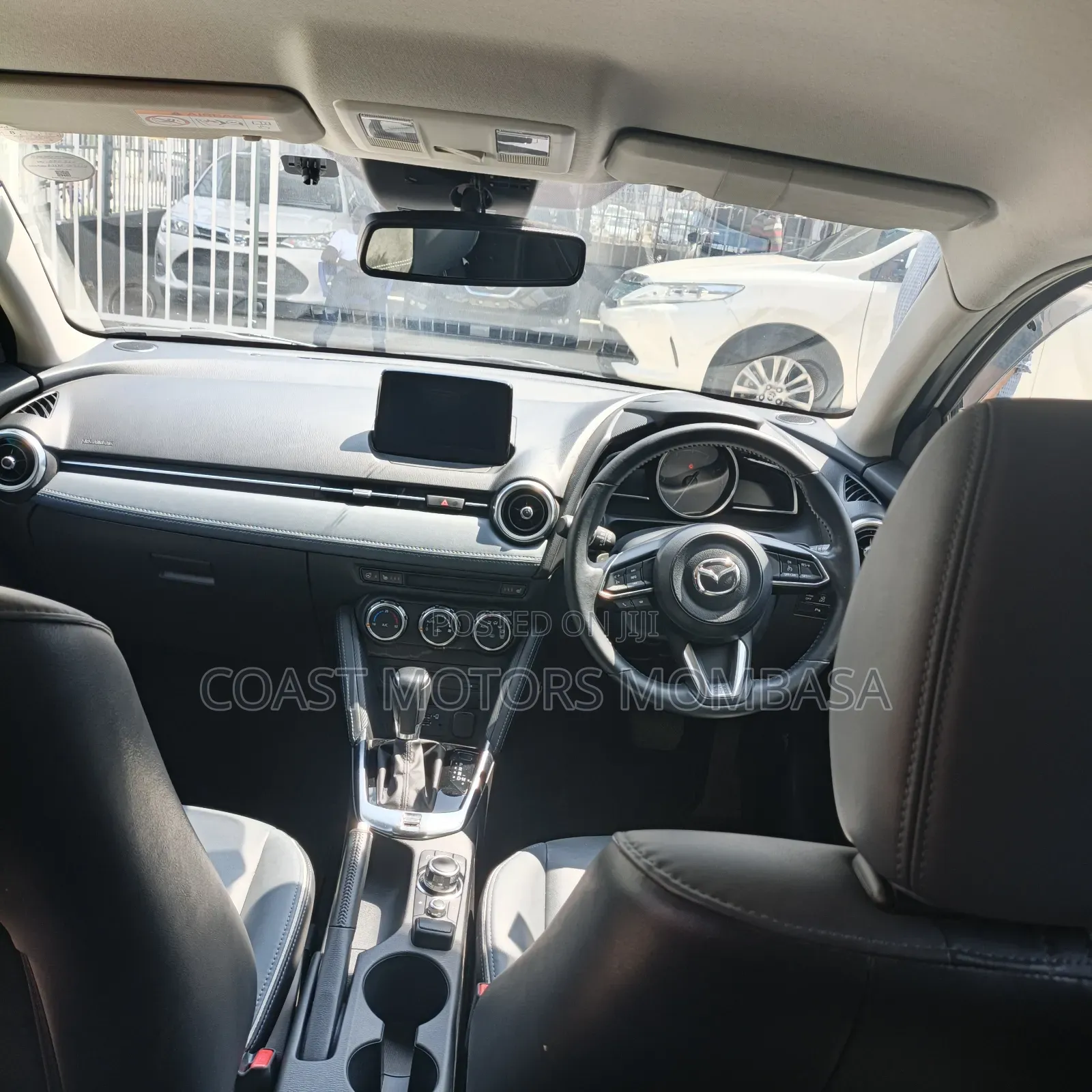 Mazda 2 2019 White