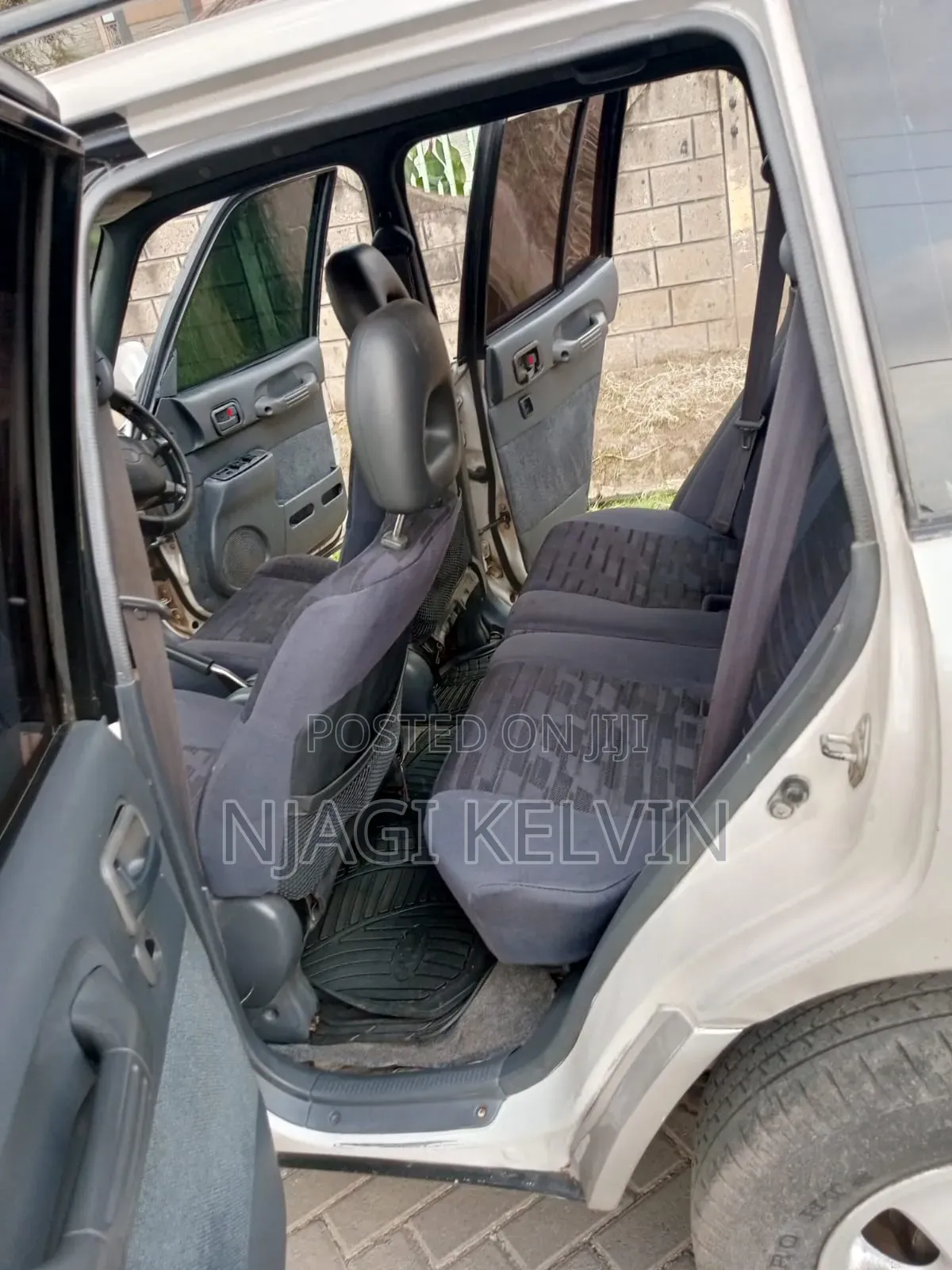 Toyota RAV4 Automatic 2000 Pearl