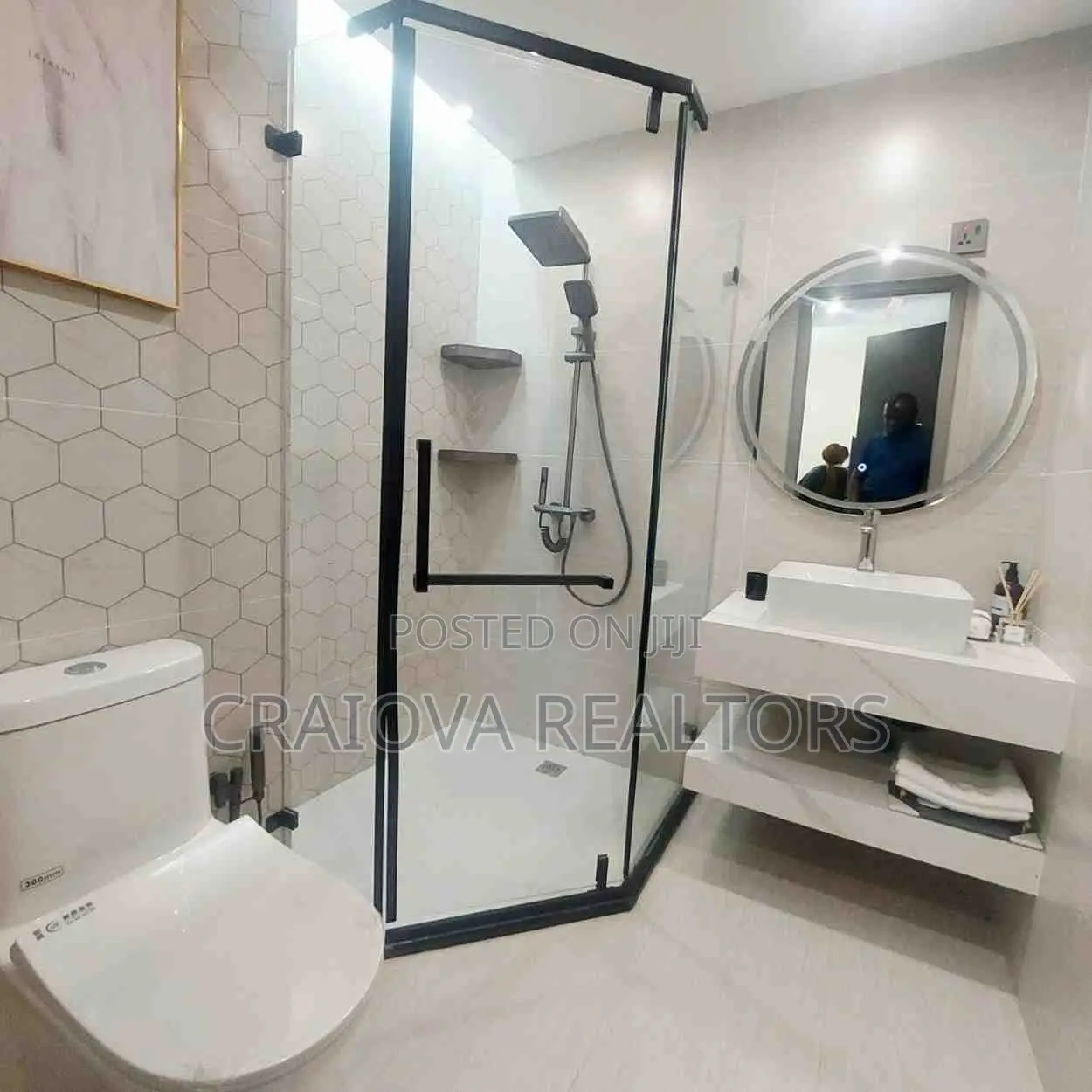 2bdrm Apartment in Valley Arcade for sale