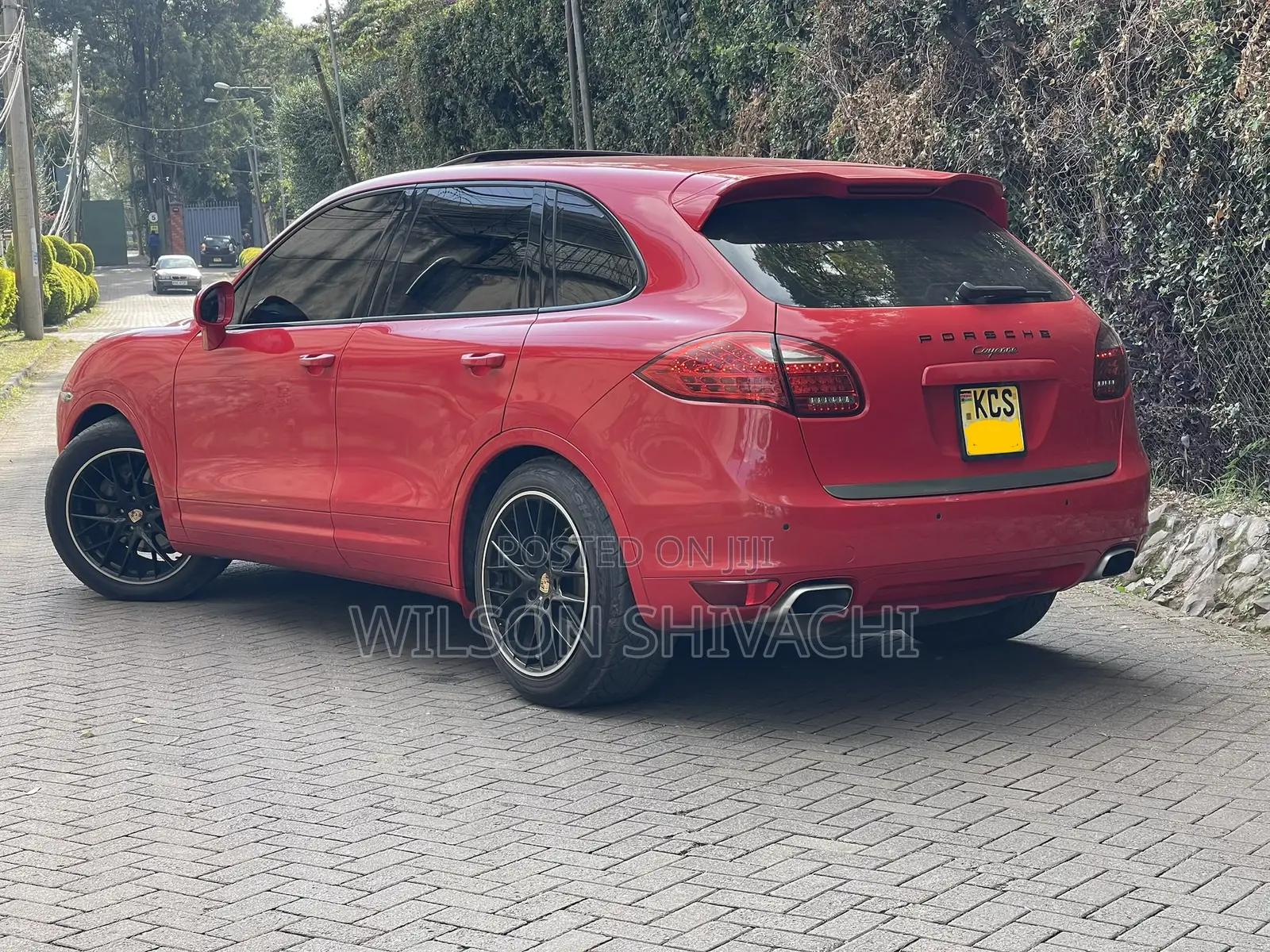 Porsche Cayenne 2011 Red