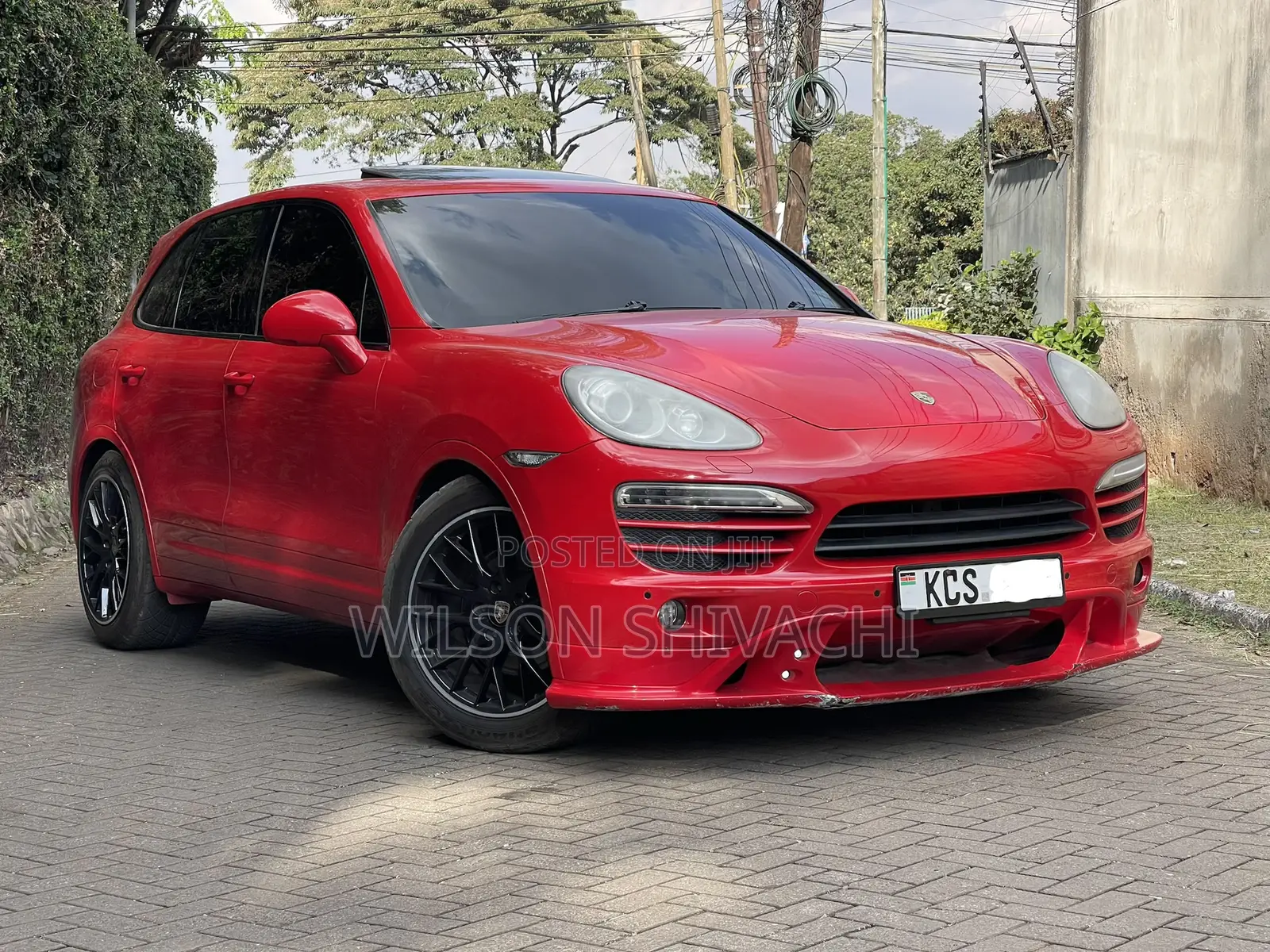 Porsche Cayenne 2011 Red