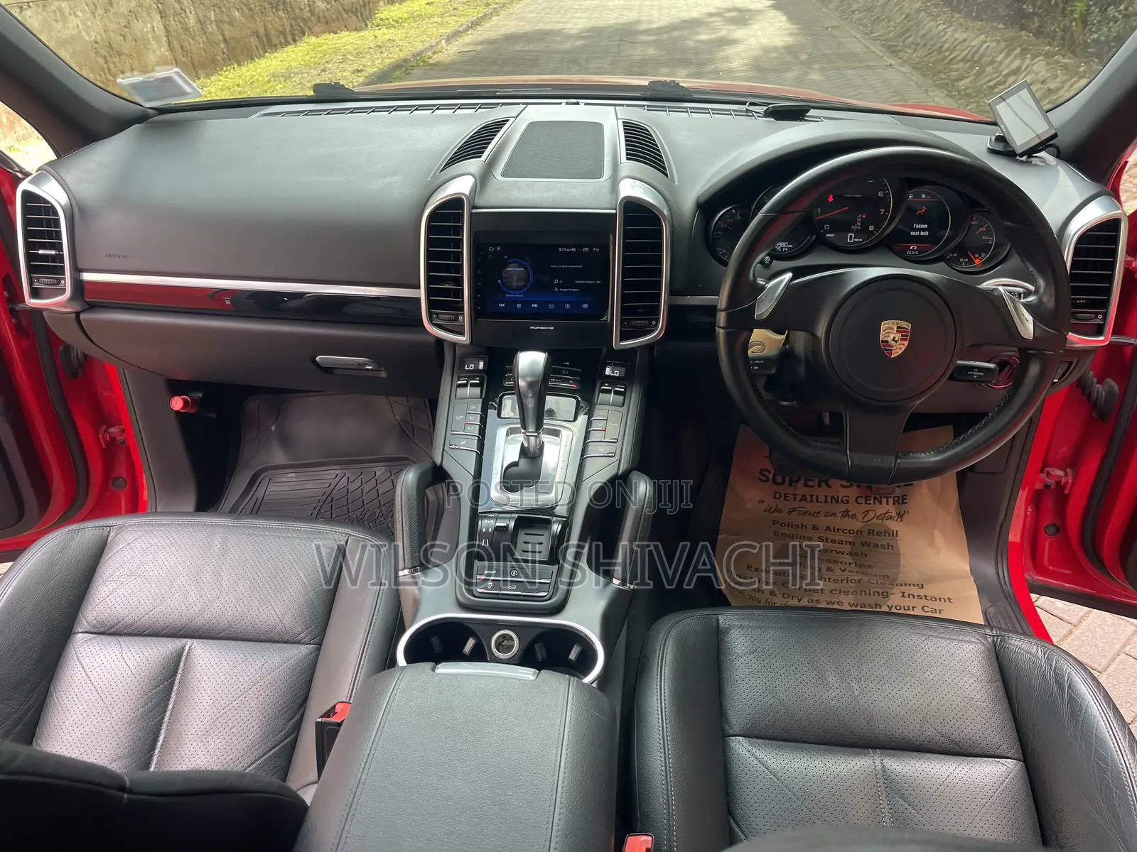 Porsche Cayenne 2011 Red